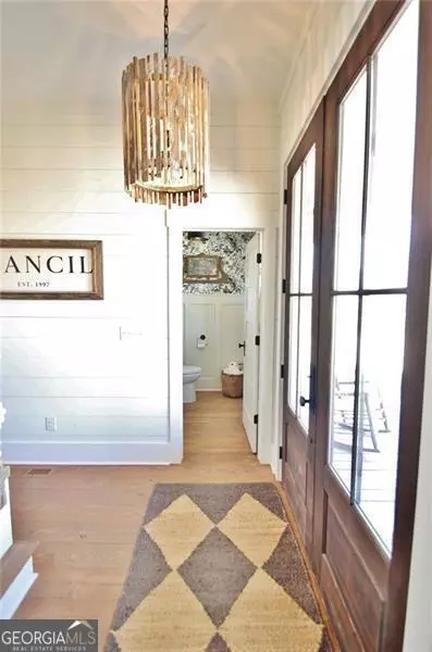 Entry Way - 1340 Wrights Mill Rd, Commerce, GA 30530 photo 7 of 15