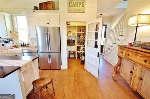 Kitchen - 1340 Wrights Mill Rd, Commerce, GA 30530 photo 12 of 12