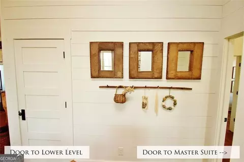 Entry Way - 1340 Wrights Mill Rd, Commerce, GA 30530 photo 6 of 15