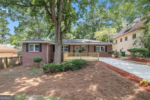 1384 Vilenah Ln, Atlanta, GA 30307