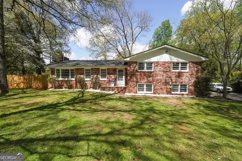 1430 Wildwood Dr, Acworth, GA 30102