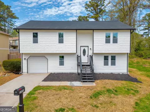 1998 Downs Pl, Lithonia, GA 30058