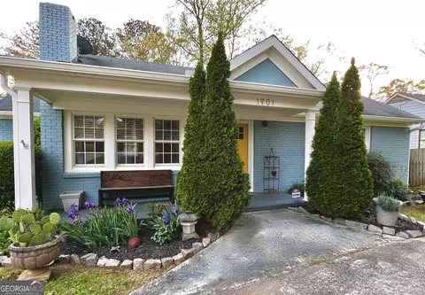 1901 Flat Shoals Rd, Atlanta, GA 30316