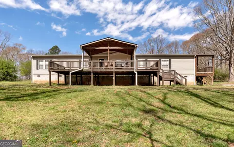 701 Hollywood Church Rd, Clarkesville, GA 30523