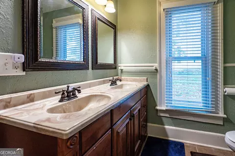 204 Park Ave, Lagrange, GA 30240 photo 11