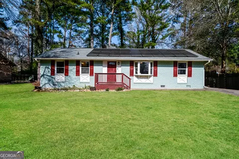 1346 Labelle St, Jonesboro, GA 30238