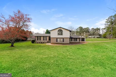 5220 Annie Mitchell Dr SW, Conyers, GA 30094