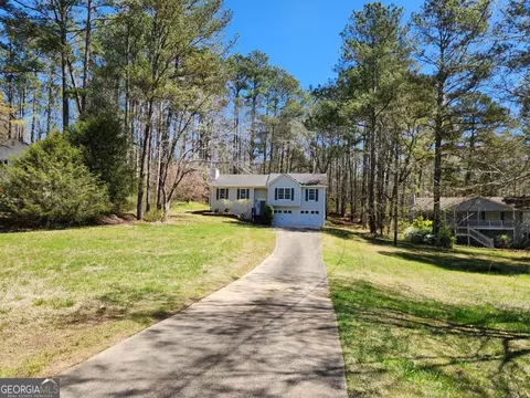 177 Cedar Creek Ct, Acworth, GA 30101