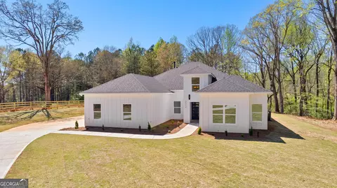 Exterior - 212 S Smith Rd, Lagrange, GA 30241 photo 4 of 13