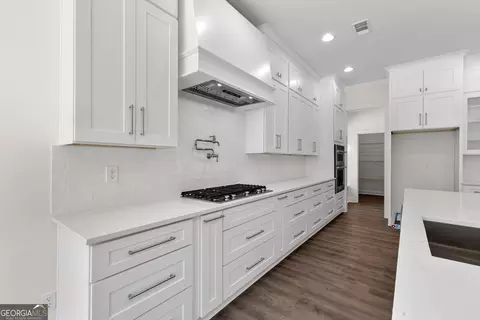 Kitchen - 212 S Smith Rd, Lagrange, GA 30241 photo 7 of 13