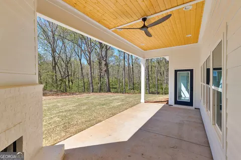 Exterior - 212 S Smith Rd, Lagrange, GA 30241 photo 7 of 13