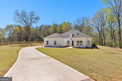 Exterior - 212 S Smith Rd, Lagrange, GA 30241 photo 8 of 13
