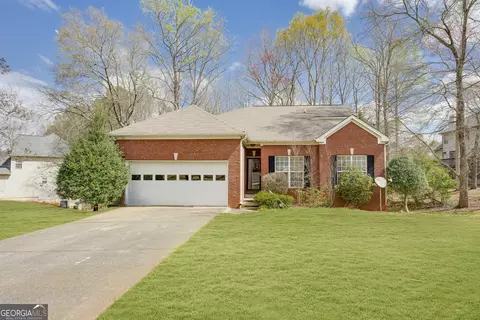 3354 Hunters Hill Dr, Lithonia, GA 30038