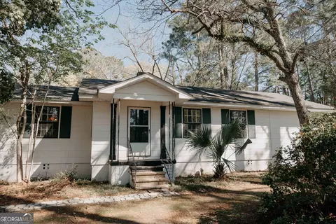 109 Donaldson St, Tifton, GA 31794