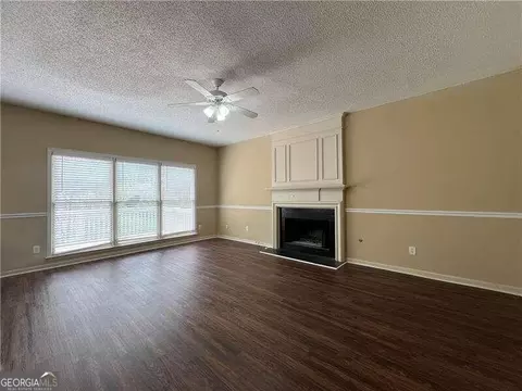 480 Leasingham Way, Duluth, GA 30097 photo 5