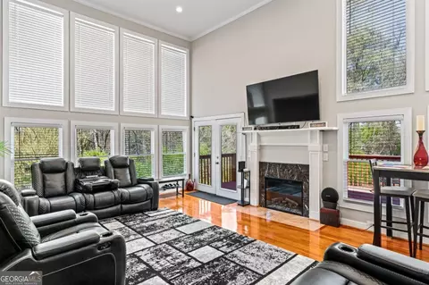 Living - 3985 Gallant Fox Ct, Duluth, GA 30096 photo 3 of 4