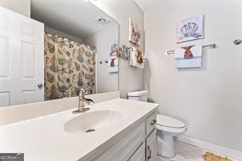 Bath - 3985 Gallant Fox Ct, Duluth, GA 30096 photo 6 of 6