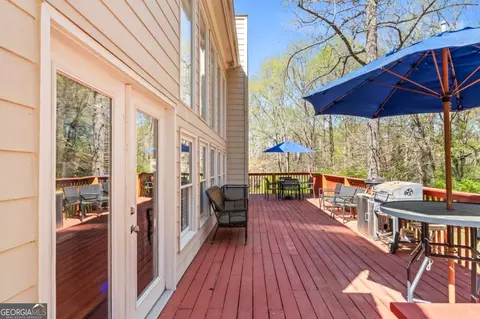 Exterior - 3985 Gallant Fox Ct, Duluth, GA 30096 photo 7 of 9