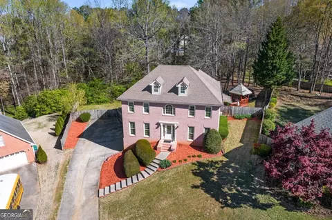 Exterior - 3985 Gallant Fox Ct, Duluth, GA 30096 photo 4 of 9