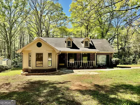 103 Waverly Way, Thomaston, GA 30286