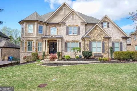 2042 Stonewater Ct, Hoschton, GA 30548