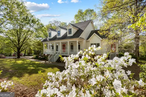 7471 Mason Falls Dr, Winston, GA 30187