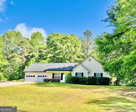 440 Willow Ln, Temple, GA 30179