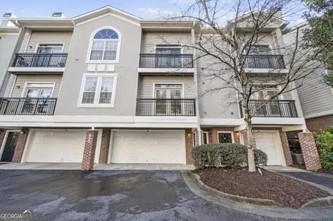 4246 River Green Dr NW #211, Atlanta, GA 30327