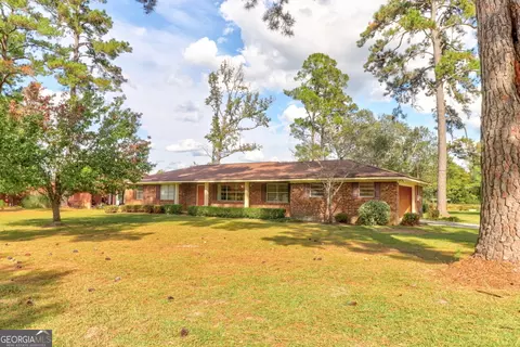 492 Roberts Rd, Ellabell, GA 31308