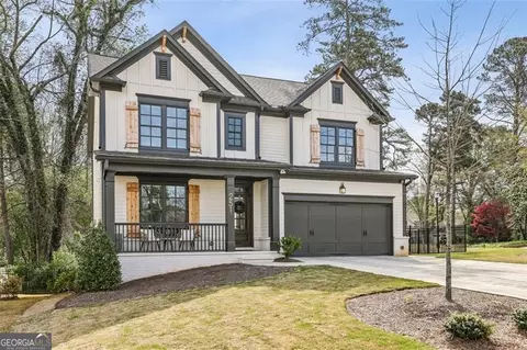 251 Avon Dr, Avondale Estates, GA 30002