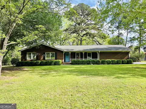 409 Cloverdale Dr, Dublin, GA 31021