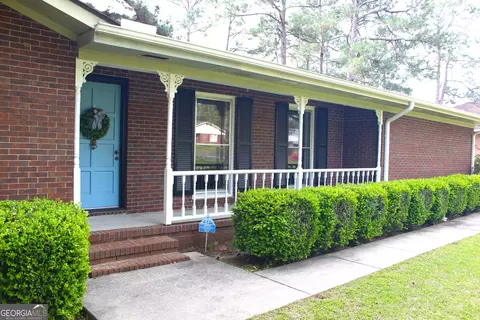 409 Cloverdale Dr, Dublin, GA 31021 photo 9