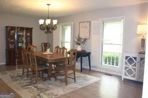 409 Cloverdale Dr, Dublin, GA 31021 photo 11