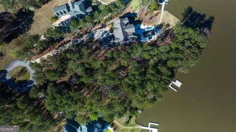 1030 N Shore Ct, Greensboro, GA 30642