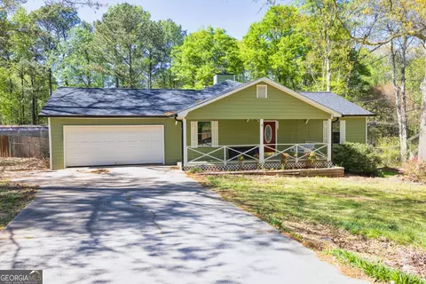 296 Dandelion Ln, Auburn, GA 30011