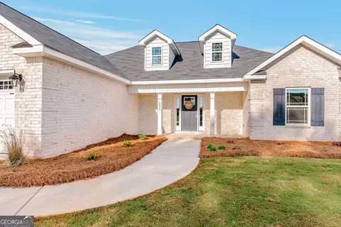 252 Overton Dr, Perry, GA 31069 photo 2