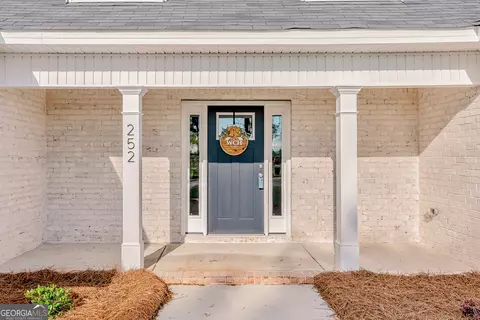 252 Overton Dr, Perry, GA 31069 photo 3