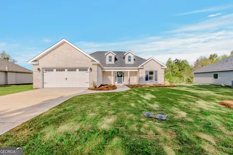 252 Overton Dr, Perry, GA 31069