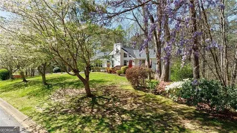 414 Sweetgum Dr, Woodstock, GA 30188