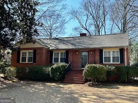 809 Hillcrest Ave, Griffin, GA 30224