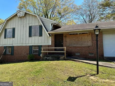 8714 Ashton Rd, Jonesboro, GA 30238