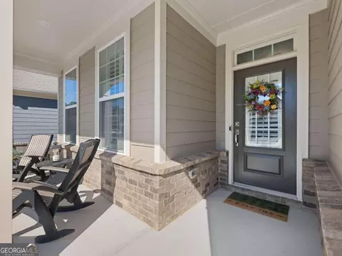527 Barlow Pl, Grayson, GA 30017 photo 2