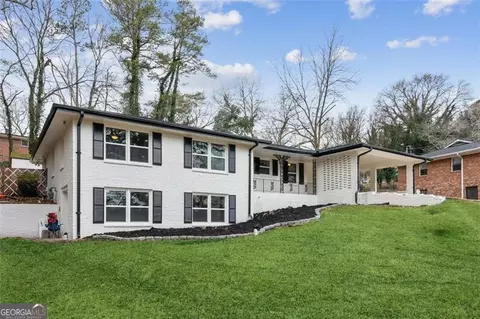 3609 Rolling Green Rdg, Atlanta, GA 30331