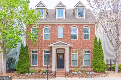 404 Causeway Ct, Suwanee, GA 30024