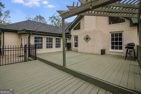 Exterior - 845 Streamside Dr, Mcdonough, GA 30252 photo 5 of 18