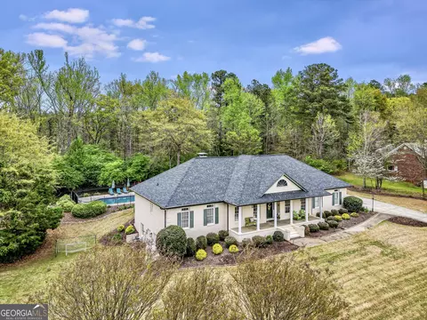 Exterior - 845 Streamside Dr, Mcdonough, GA 30252 photo 16 of 18