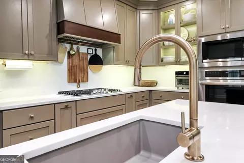 Kitchen - 845 Streamside Dr, Mcdonough, GA 30252 photo 5 of 6