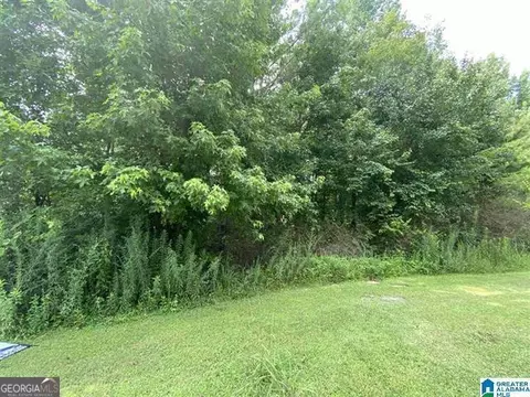 4016 Forest Ln, Oxford, AL 36203