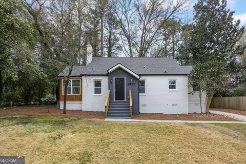2977 Hollywood Dr, Decatur, GA 30033