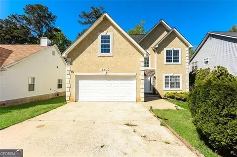 2245 Lake Royale Dr, Riverdale, GA 30296
